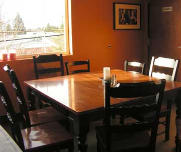 Tazza meeting table