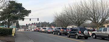 Traffic is normally heavy at the Cornell-Saltzman intersection, but with a
lane closure and traffic lights out, it was a nightmare!