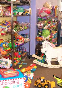 Baby & Me Toy Shelf